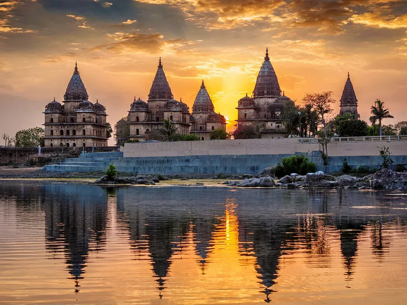 central india tour orchha sunset