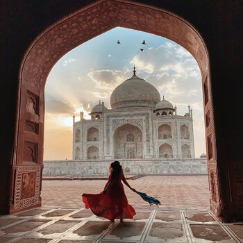 taj mahal views from entrance